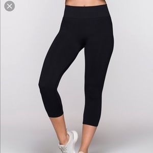 Lorna Jane adore seamless 7/8 tight